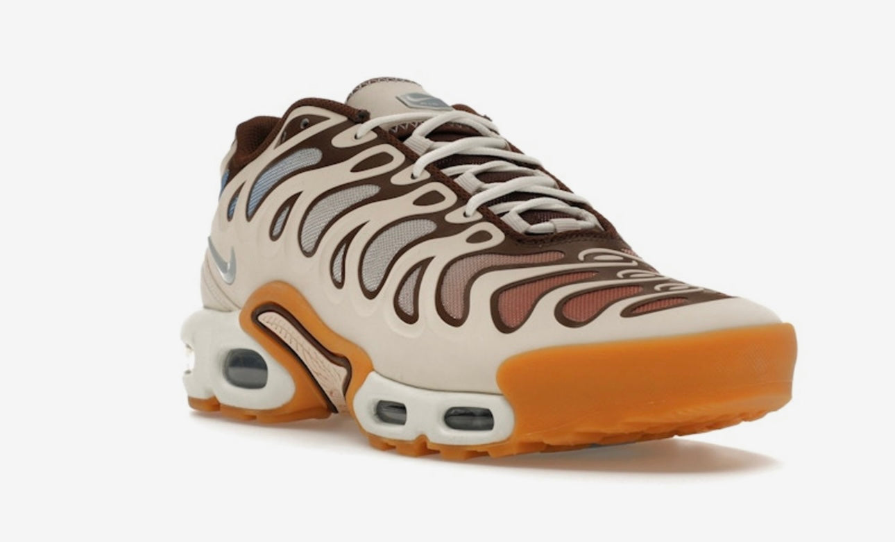Nike Air Max Plus Drift – Modern Design Meets Iconic Comfort